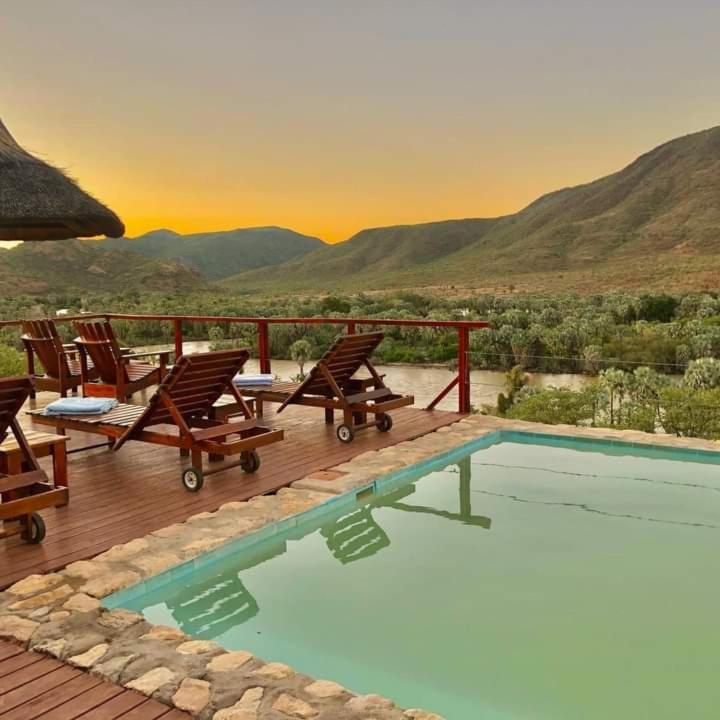 Kapika Waterfall Lodge Epupa Buitenkant foto