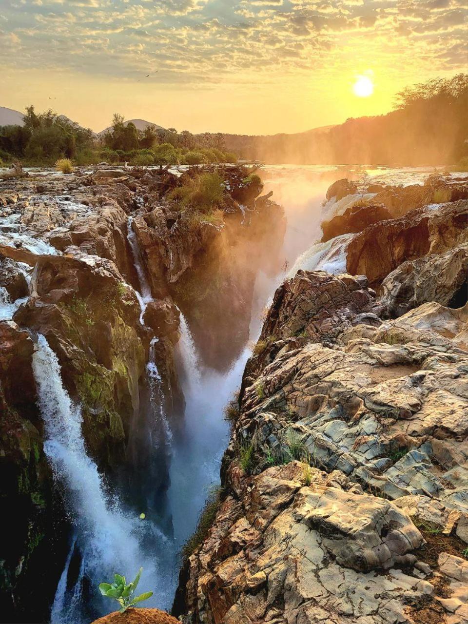 Kapika Waterfall Lodge Epupa Buitenkant foto