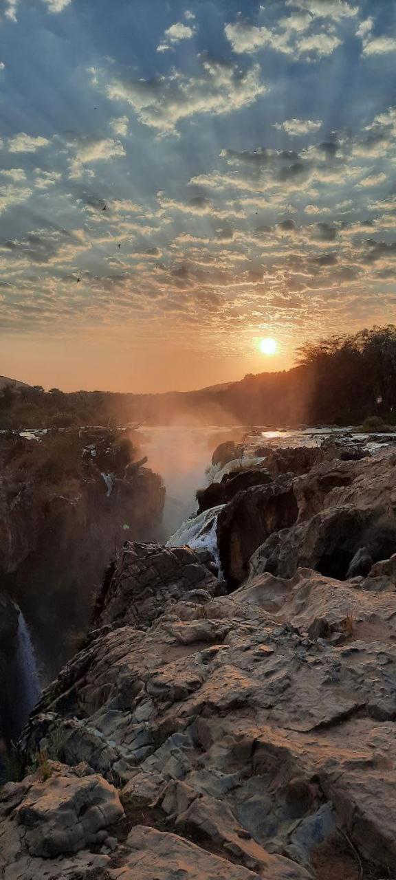 Kapika Waterfall Lodge Epupa Buitenkant foto