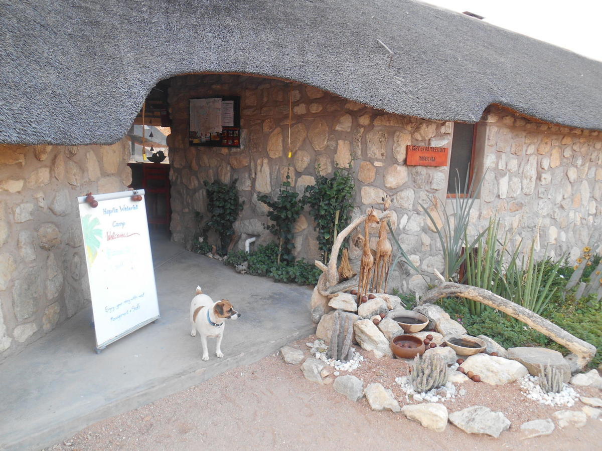 Kapika Waterfall Lodge Epupa Buitenkant foto