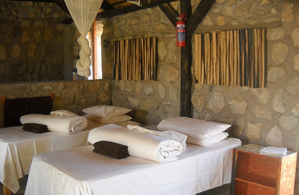 Kapika Waterfall Lodge Epupa Buitenkant foto